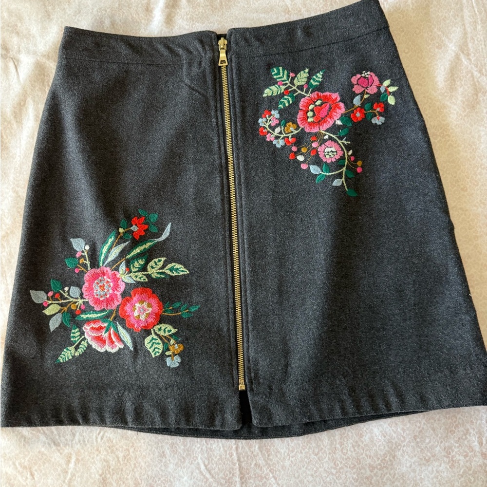 LOFT Dark Gray Skirt with Floral Embroidery
